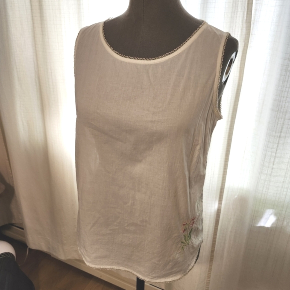 GAP White Cotton Floral Embroidered Tank Top Medium